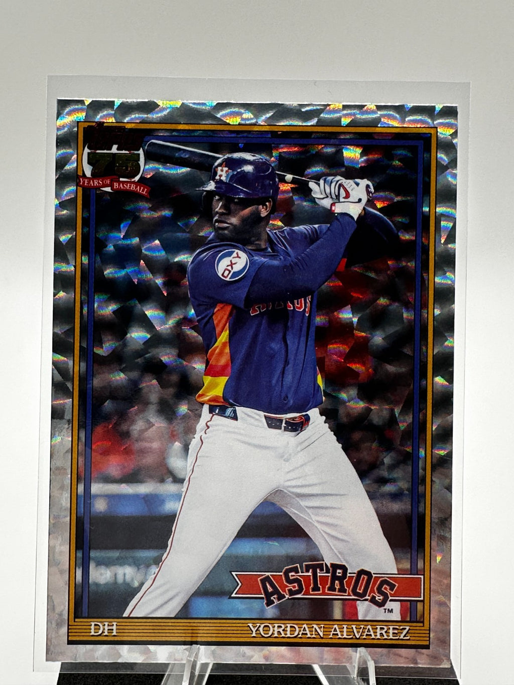 2026 Topps Series 1 Yordan Alvarez Silver Crackle T91-36 Houston Astros
